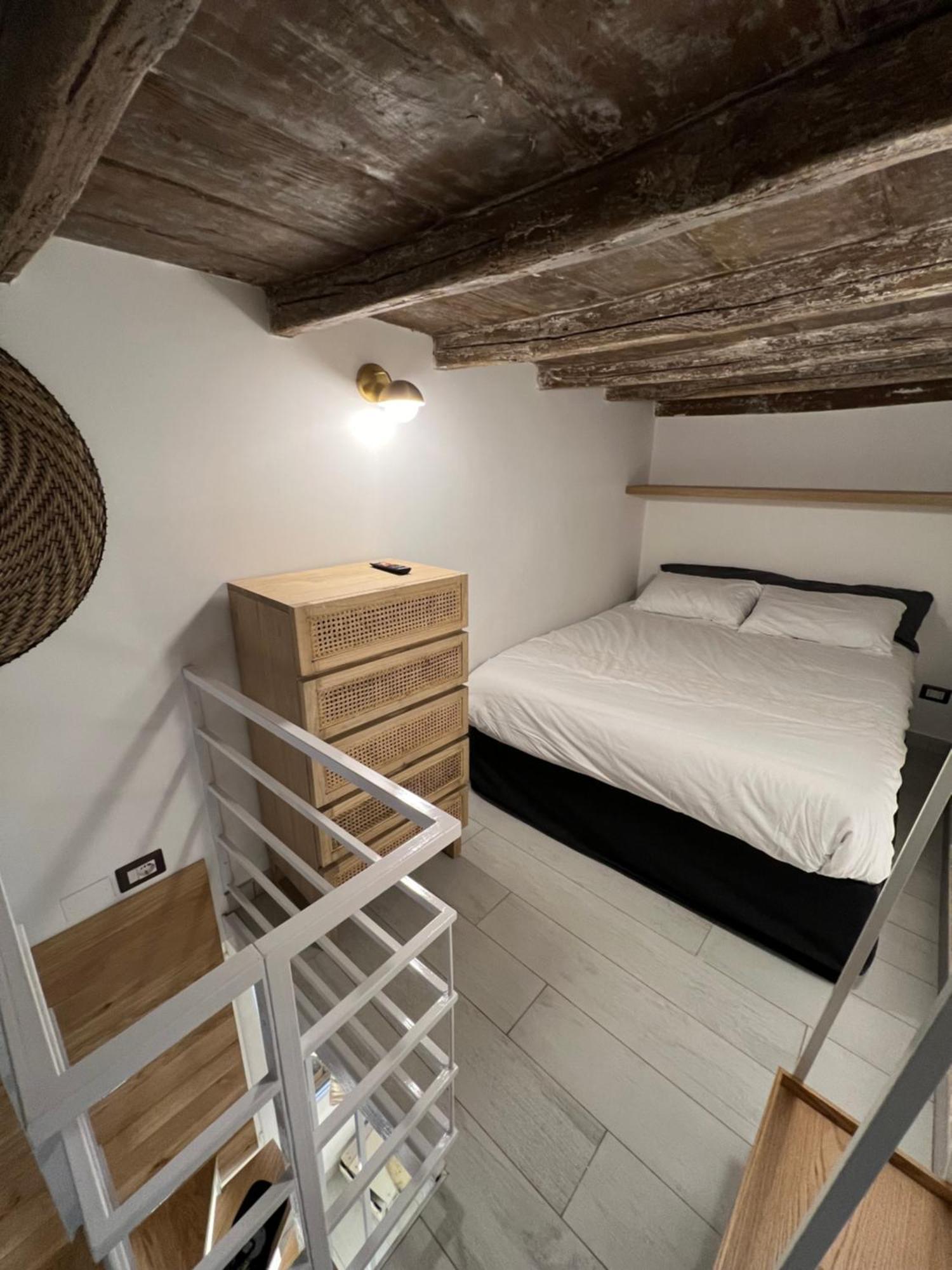 Loft A Piazza Di Spagna — Photos 3
